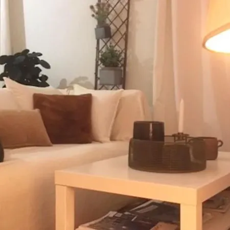 Logement Avec Terrasse A 450m Et Centreville La Rochelle (Charente-Maritime)